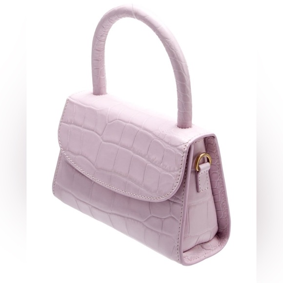 Elegant Pink Croc-Embossed Handbag - Picture 7 of 8